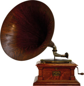 American 78 RPM Victor Talking Machine With Oak Horn Model V