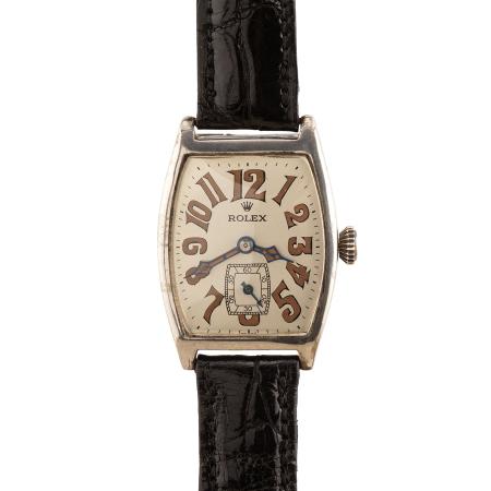 vintage-wristwatch-SSHO1629-1