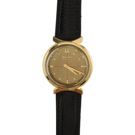 vintage-wristwatch-JLAN1-1